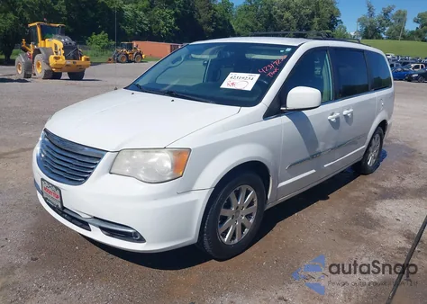 2014 Chrysler Town & Country Touring z USA, uszkodzony, nr VIN 2C4RC1BG0ER247126